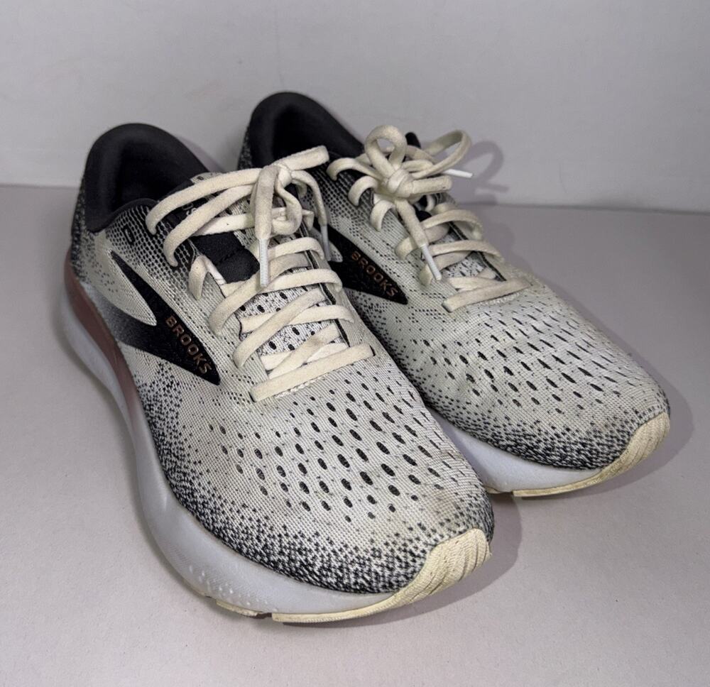 Brooks Ghost 16 Womens Size 8.5 Running Walking Gym Shoes Lt Gray Black